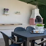 Guesthost - Trullo Grecla With Pool And Parking Feriehus Martina Franca