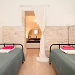 Guesthost - Trullo Grecla With Pool And Parking Feriehus Martina Franca