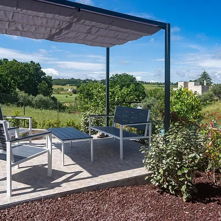 Dom wakacyjny Guesthost - Trullo Grecla With Pool And Parking