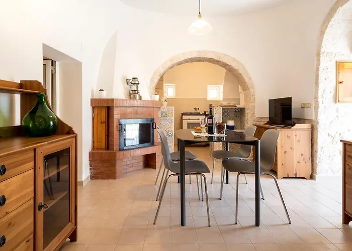 Trullo Grecla With Pool And Parking Semesterbostad Martina Franca